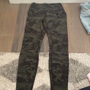 Camo lululemon leggings